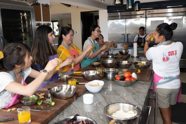 Chef Ari leading the cooking class